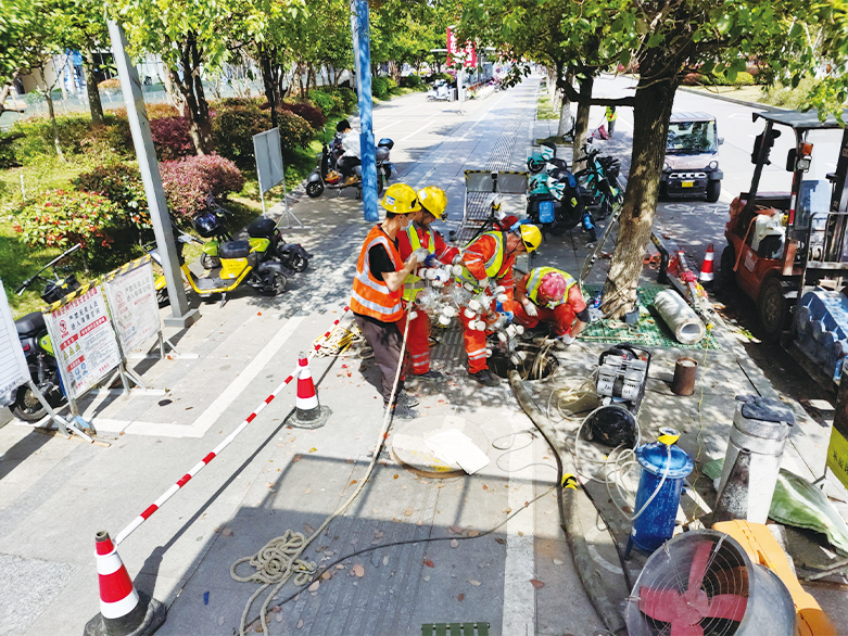 邻水UV-CIPP紫外光固化修复