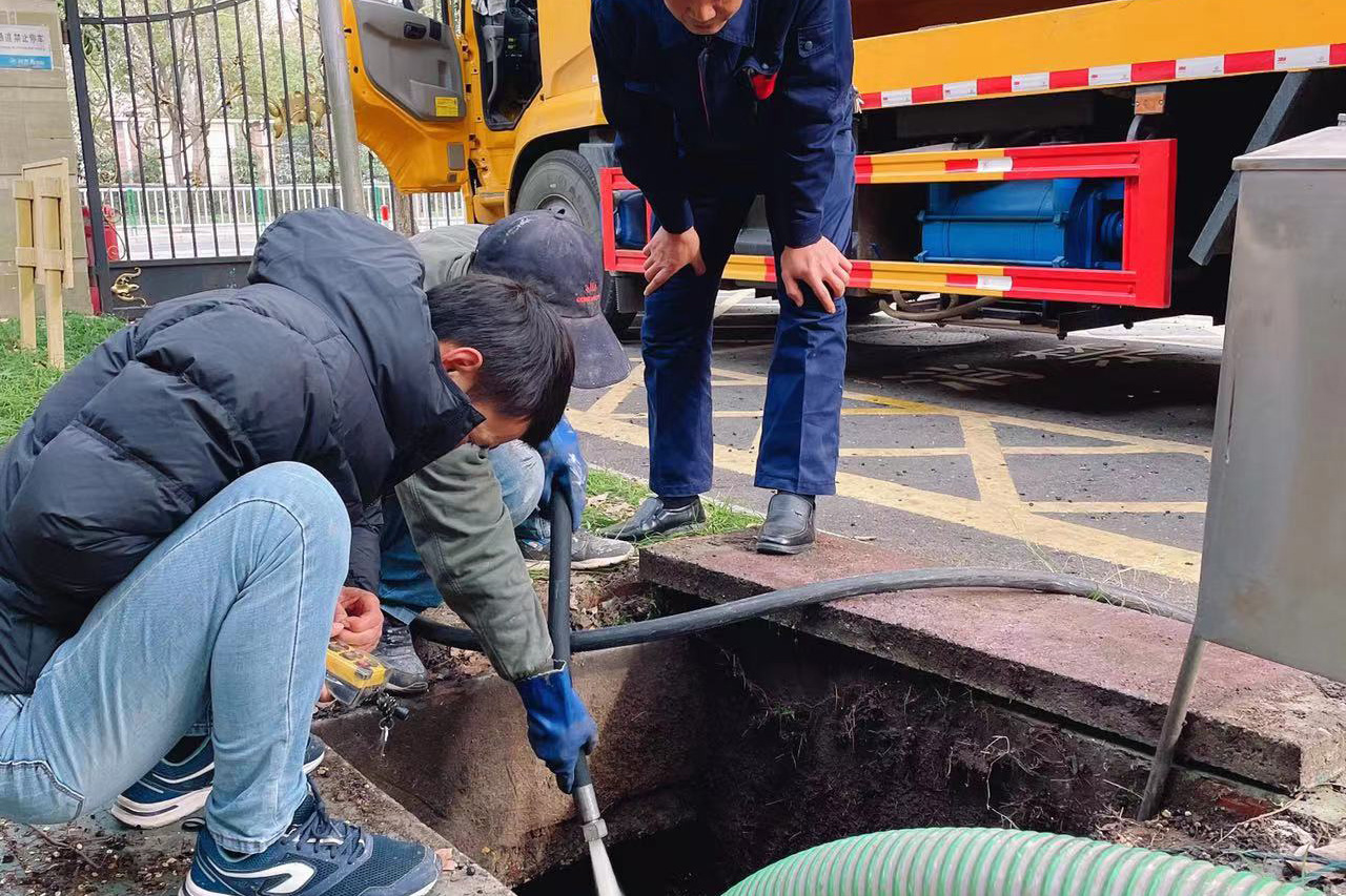 隔油池的水排到哪里(隔油池的做法)